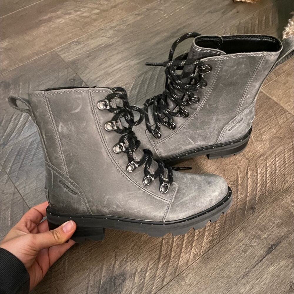 Sorel Lennox Lace Boot Quarry 5 NWOB Waterproof